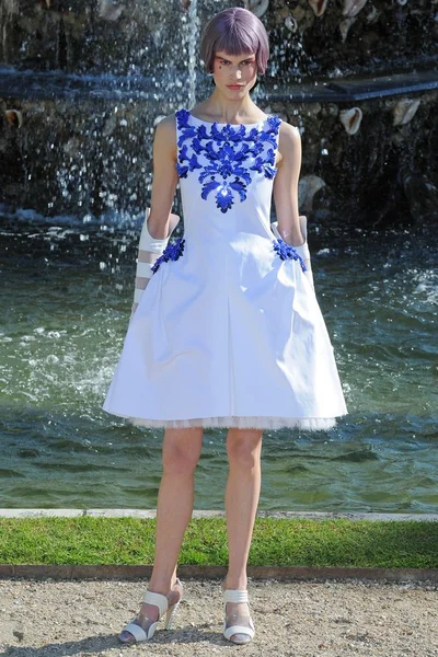 Look 69